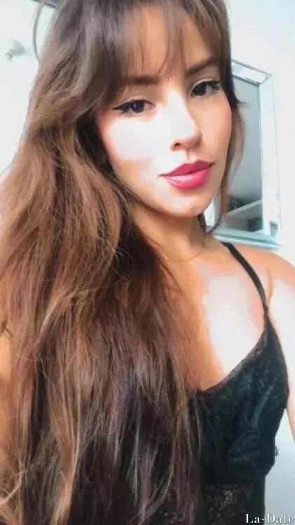 Fernanda Profile image 1