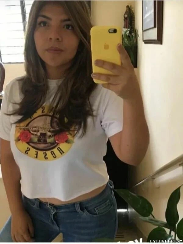 Julia Profile image 3