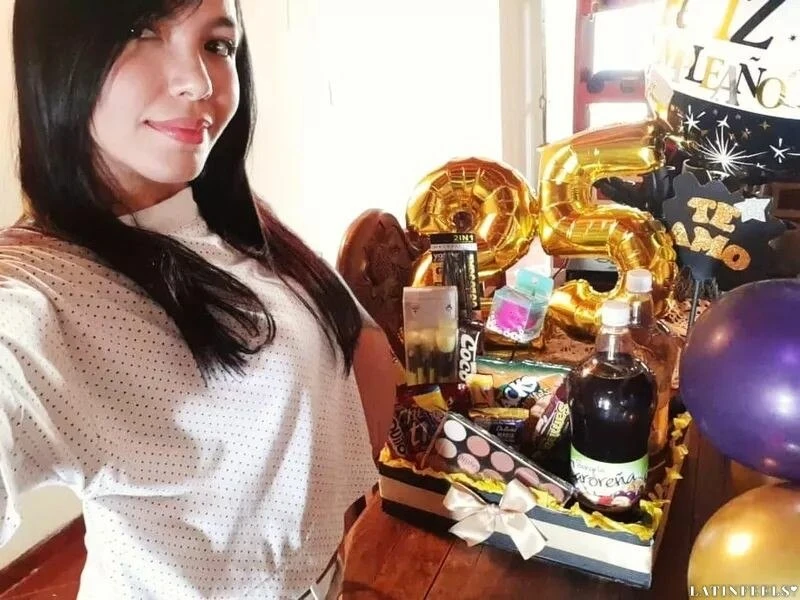 Amira Profile image 5