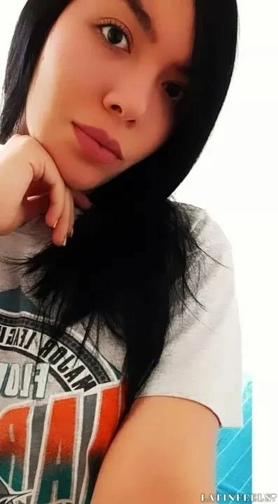 Amira Profile image 1