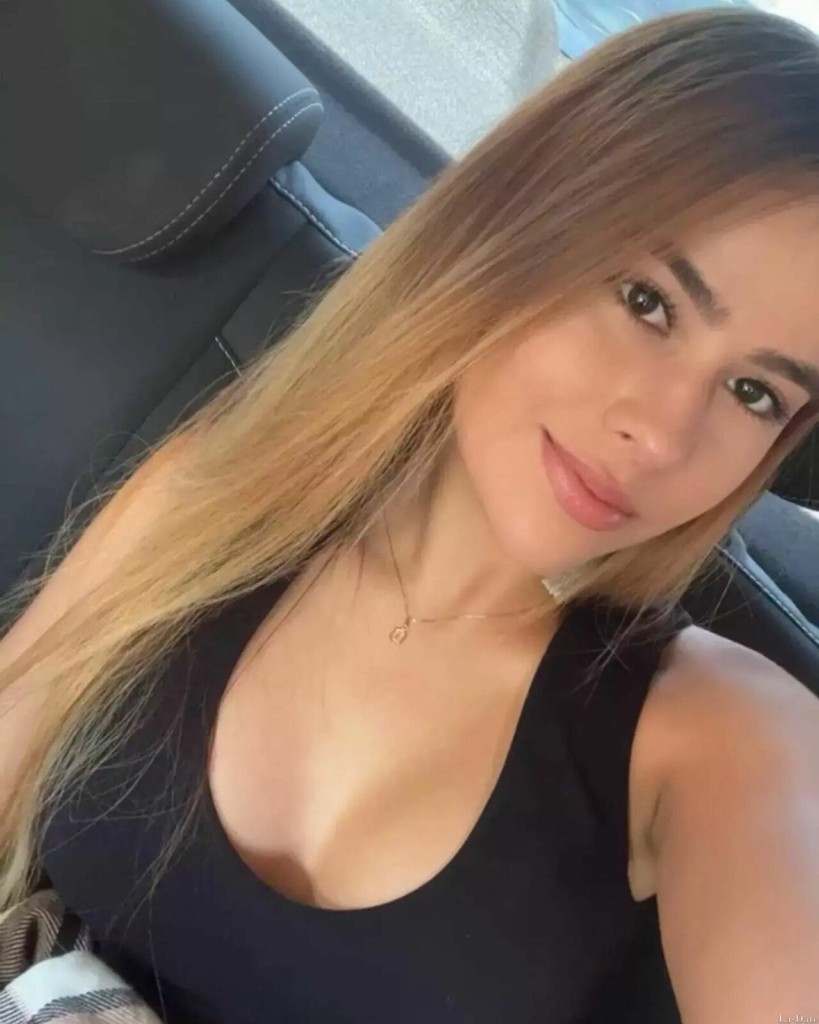 Jeniffer Profile image 2