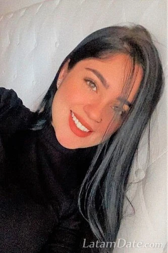 LESLI Profile image 3