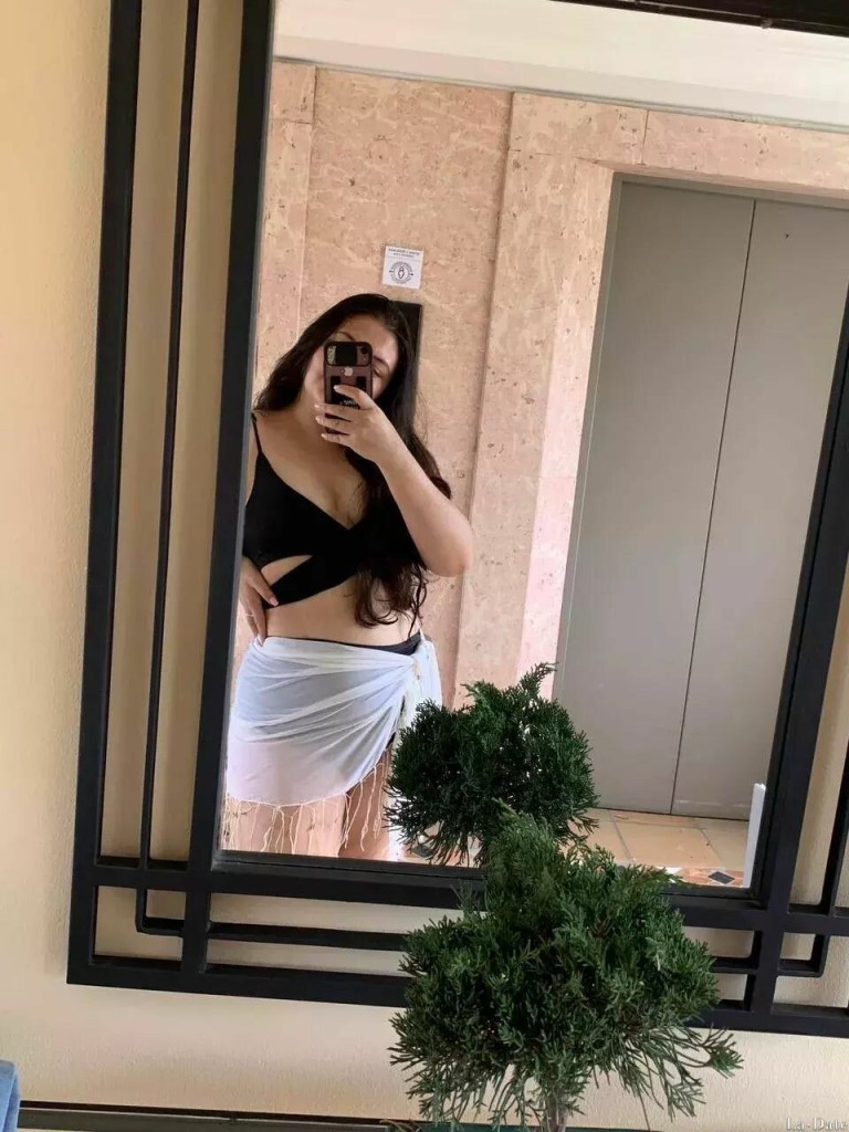 Marcela Profile image 5