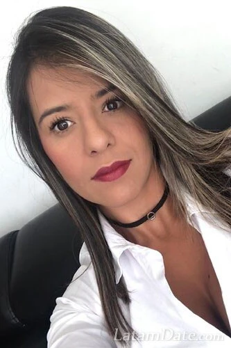 Diana Profile image 2