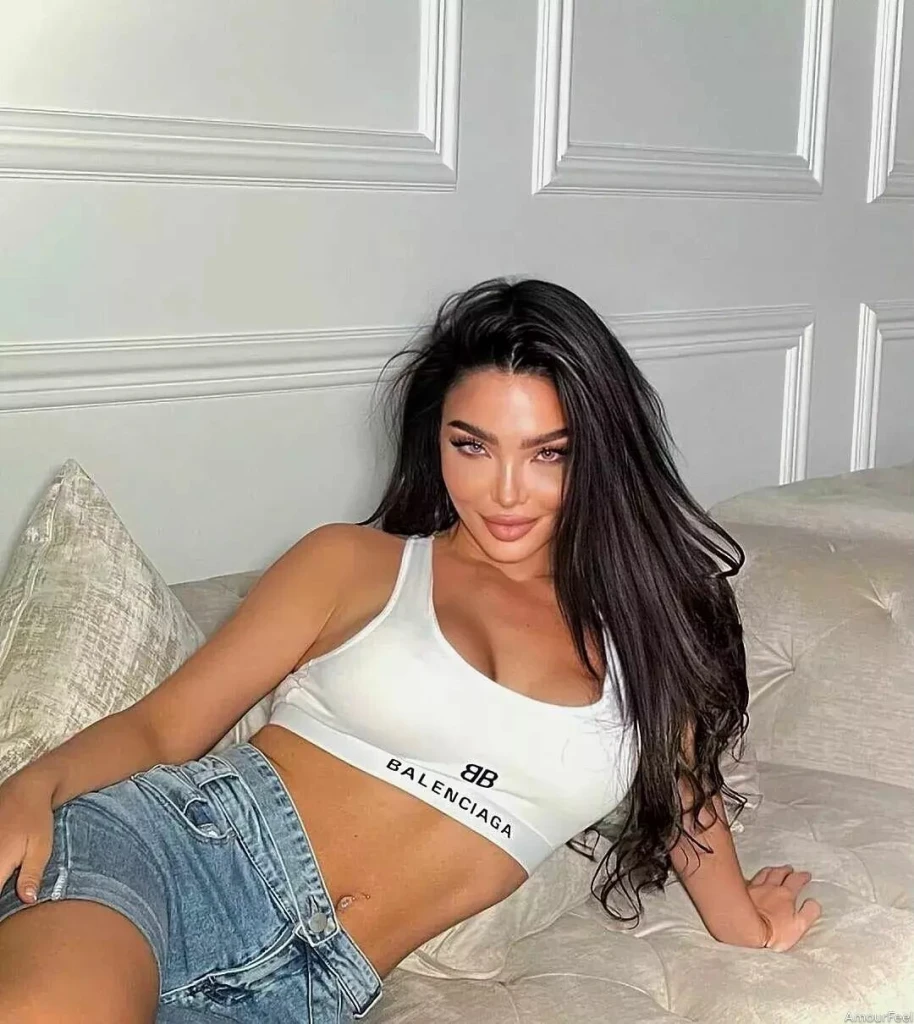 Veronika Profile image 4