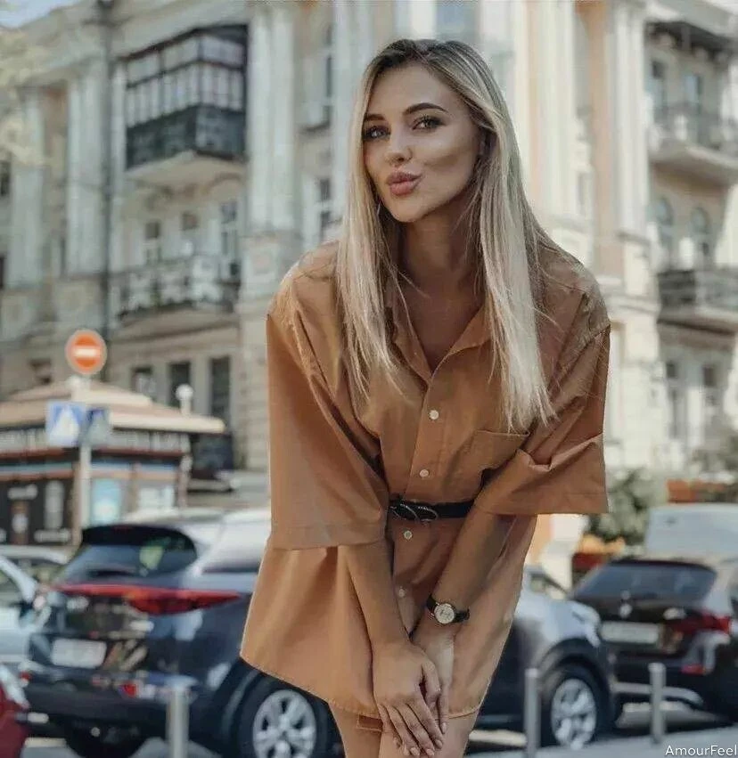 Dina Ines Profile image 4