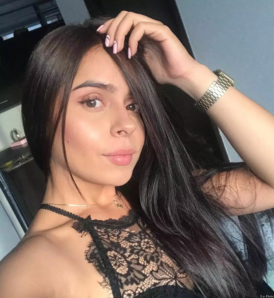 Camila Profile image 5