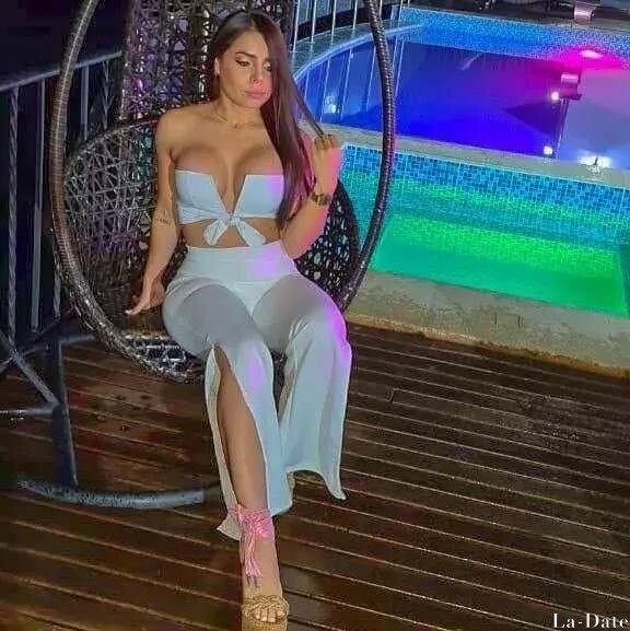 Camila Profile image 1