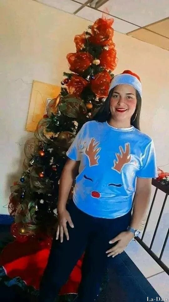 Luisamgelie Vanessa Profile image 2