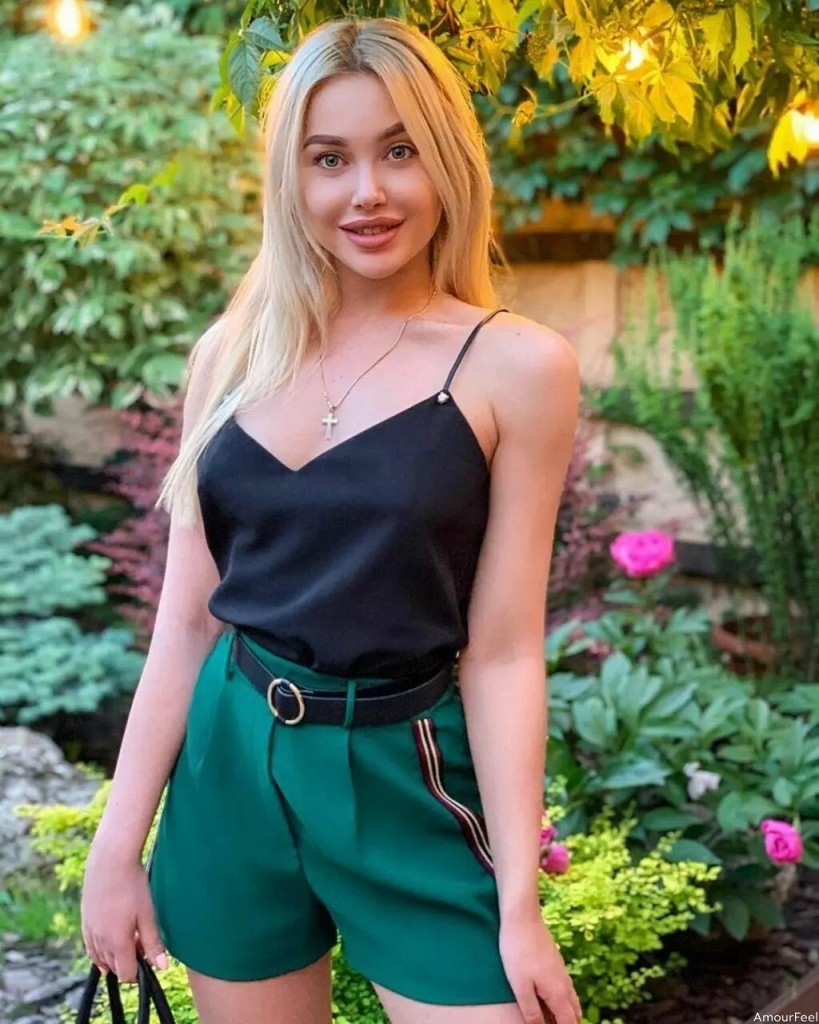 Anna Profile image 5