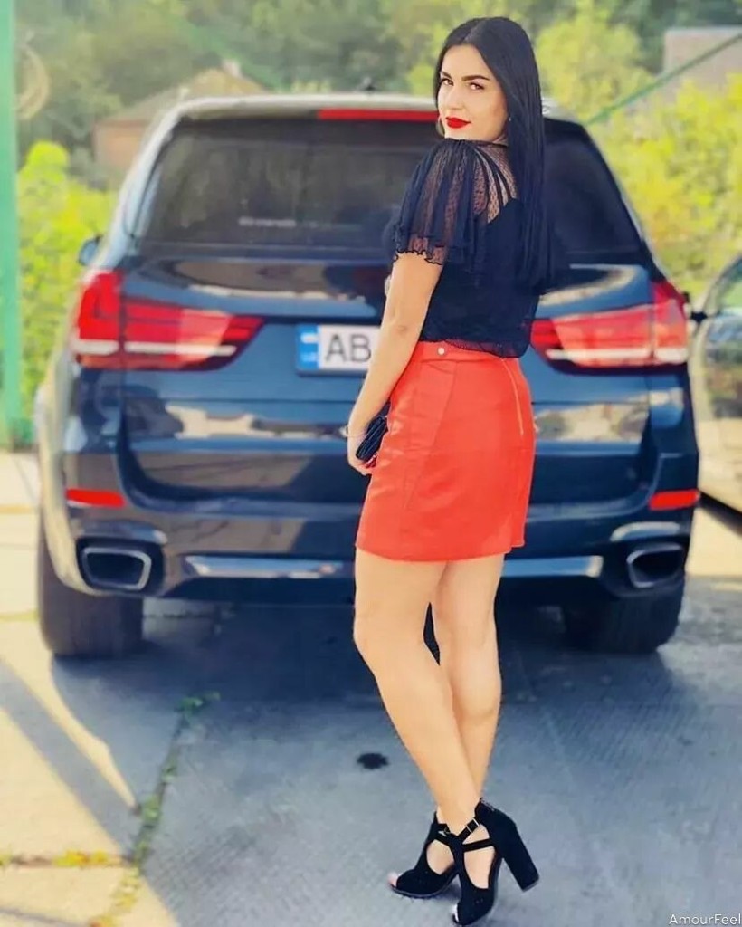 Alena Profile image 6