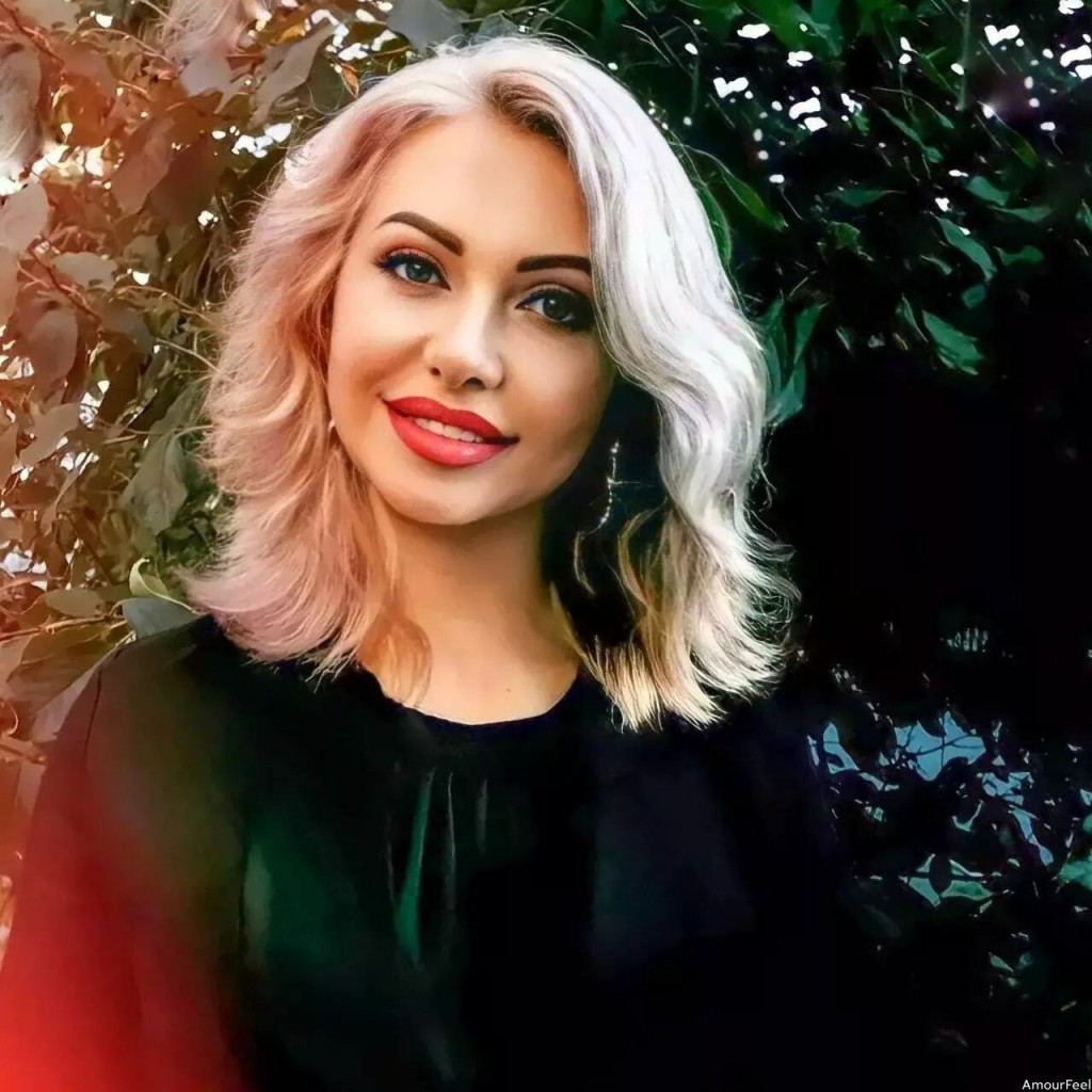 Liliia Profile image 2