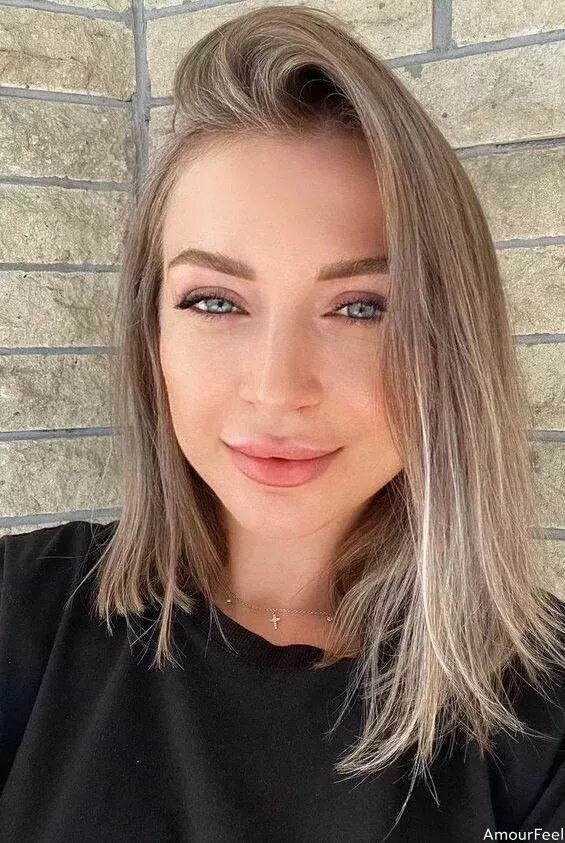 Anna Profile image 6