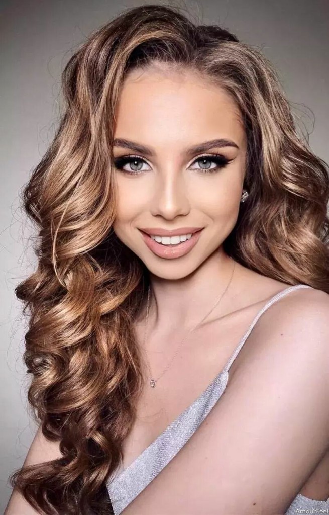 Karina Profile image 6