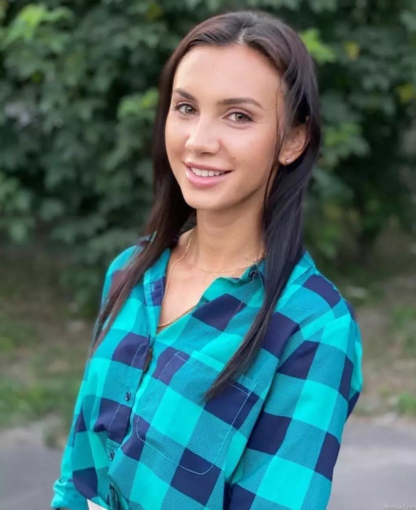 Anzhelika Profile image 3