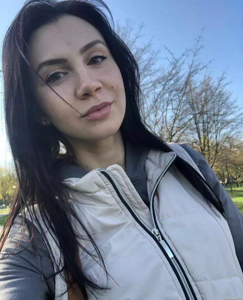 Anzhelika Profile image 1