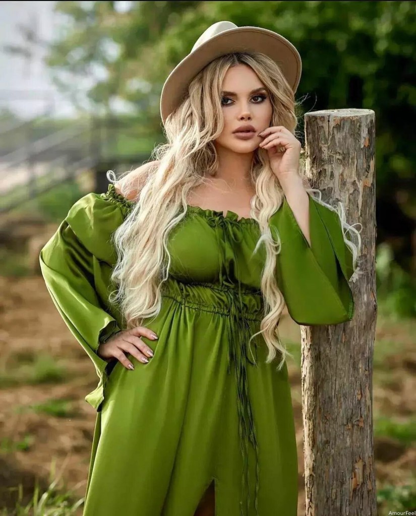 Maria Laura Profile image 1