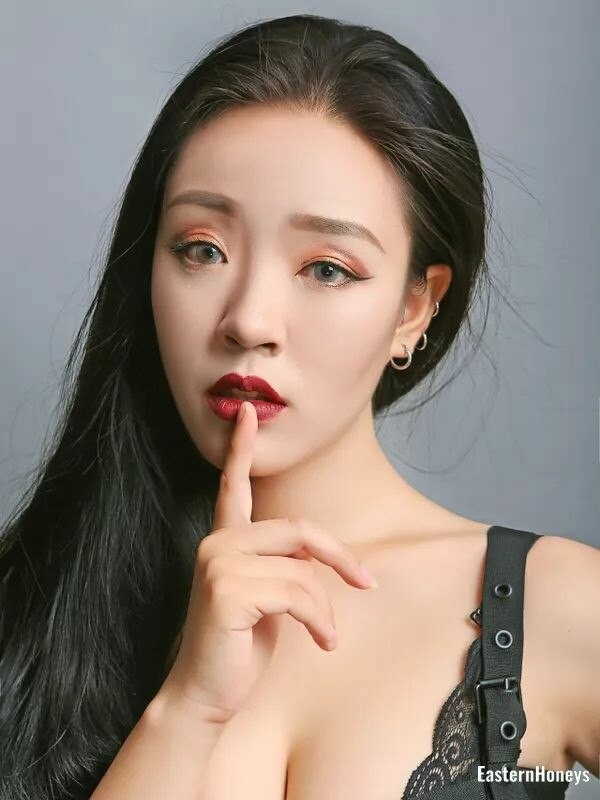 Shuyi Profile image 1