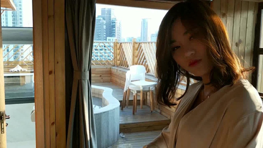 Pingping Profile image 5