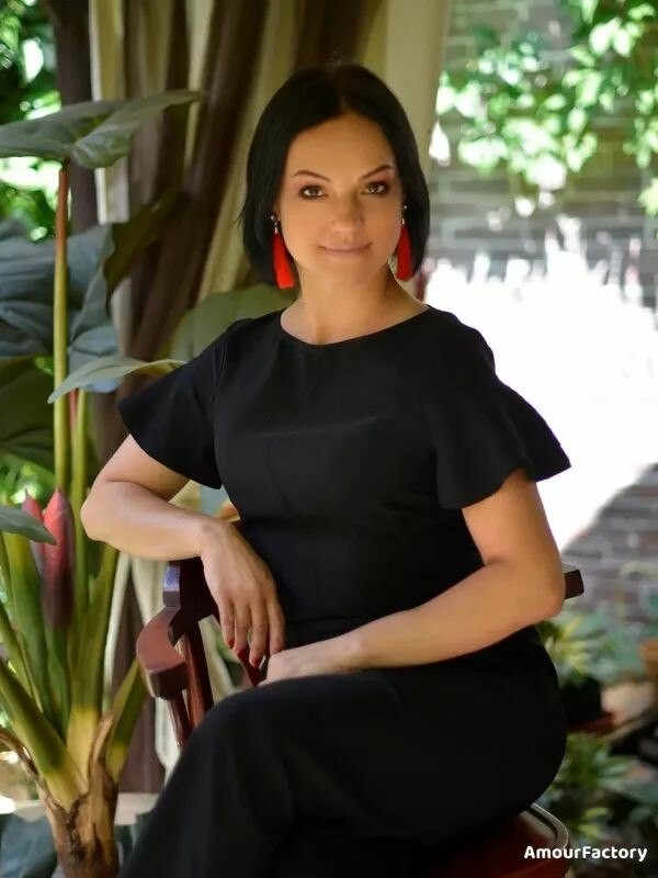 Viktoriia Profile image 5