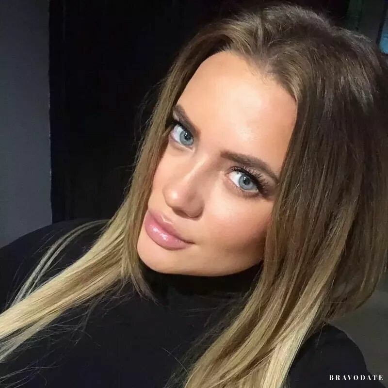 Olena Profile image 5