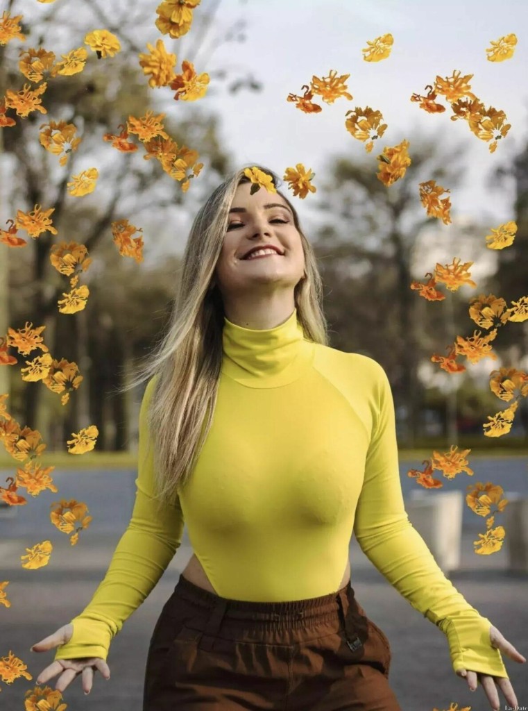 Leticia Profile image 5