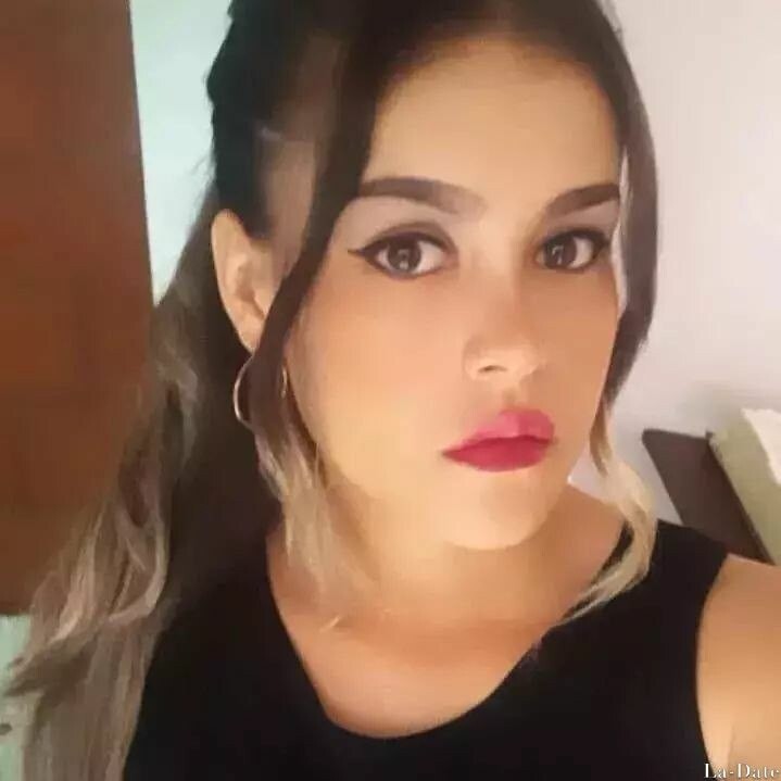 Amanda Mayara Profile image 6