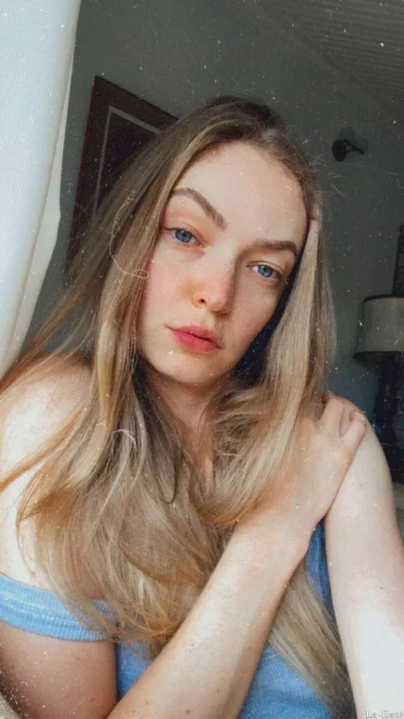 Maiara Profile image 3