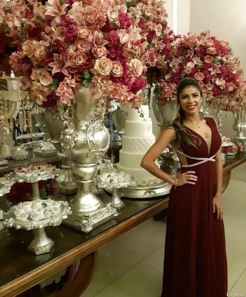 Janaina Profile image 5