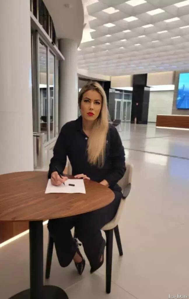 Flor Profile image 1