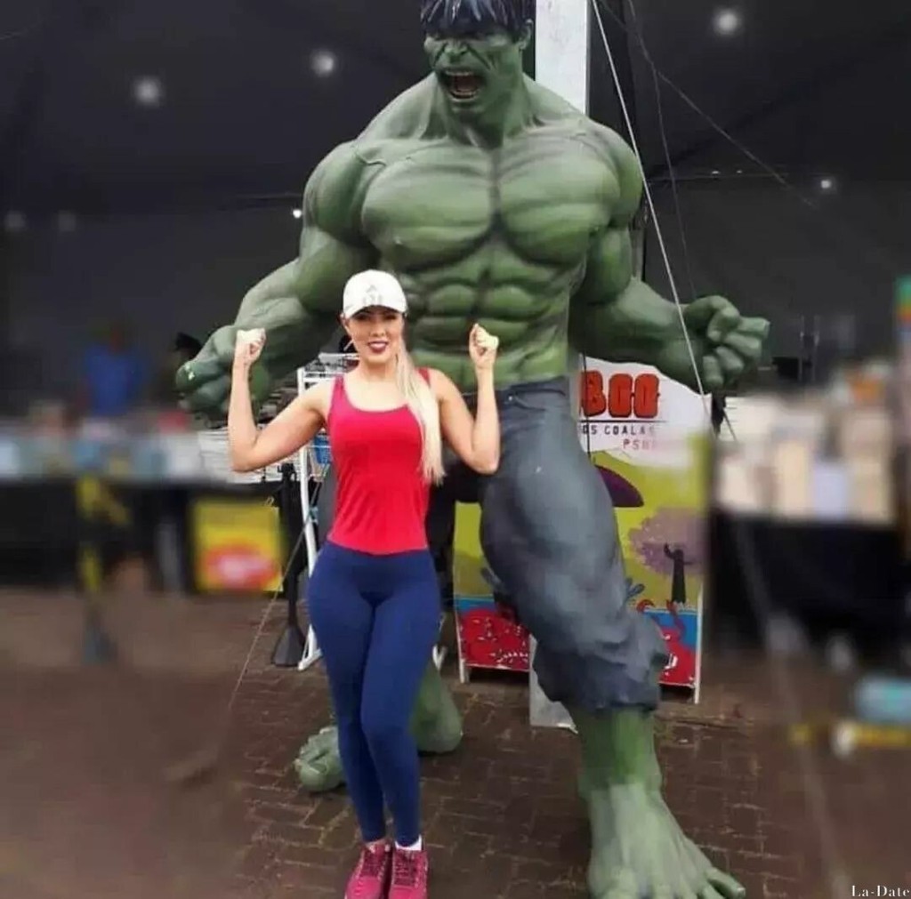 Flor Profile image 2