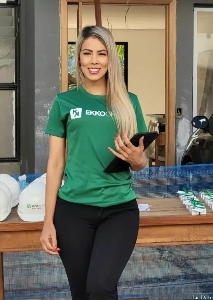 Flor Profile image 4