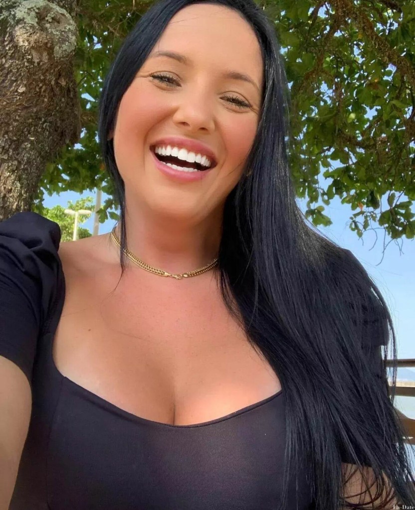 Nathalie Profile image 4