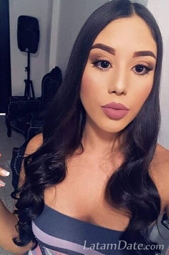 Jazmin Profile image 1