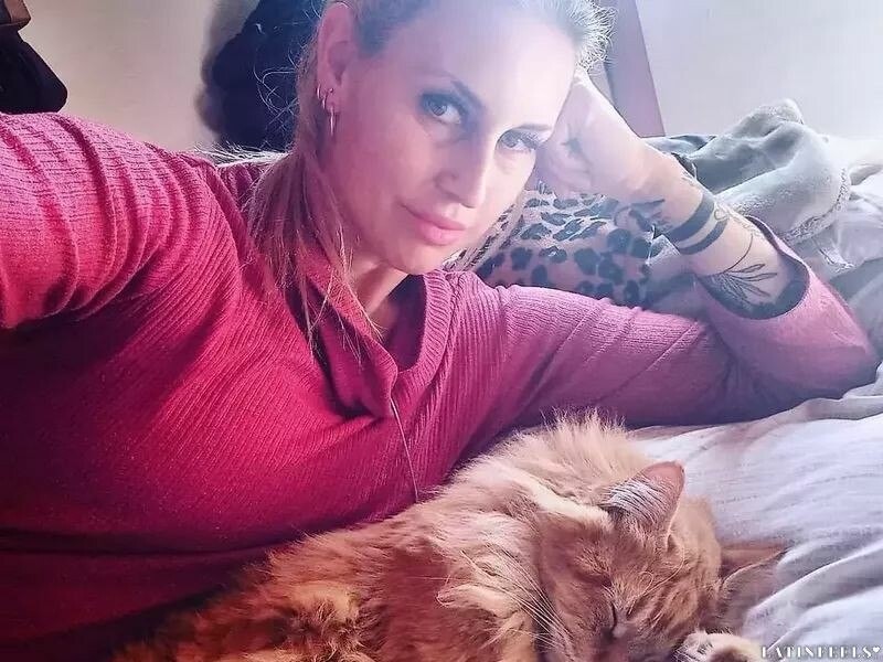 Cruz Profile image 4