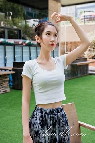 Alisa Profile image 2