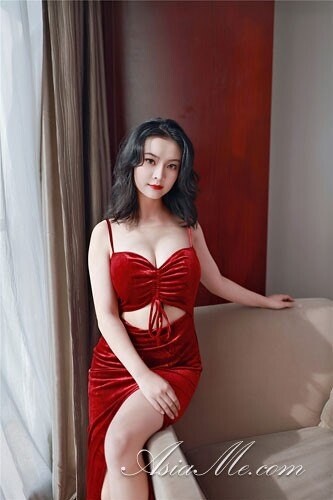 Liying Profile image 2