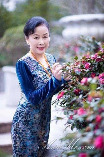 lulu Profile image 2